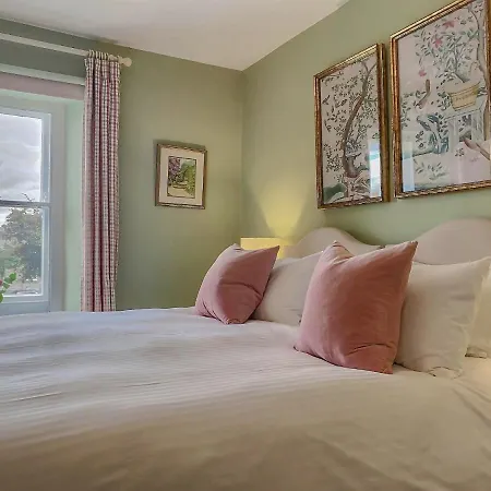 住宿加早餐酒店 格鲁夫之家住宿加早餐旅馆 4*