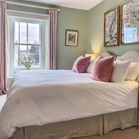 格鲁夫之家住宿加早餐旅馆 住宿加早餐酒店