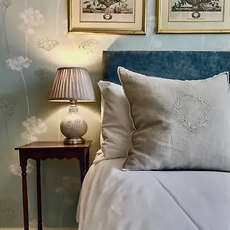 格鲁夫之家住宿加早餐旅馆 住宿加早餐酒店 4*