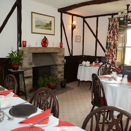 Bed & Breakfast Grove House 3*