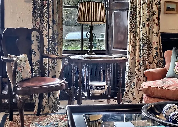 Grove House Bed & Breakfast