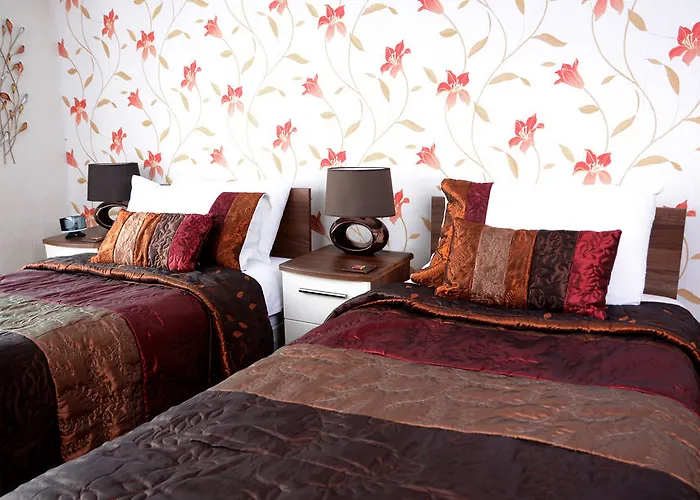 Bed & Breakfast Grove House 4*