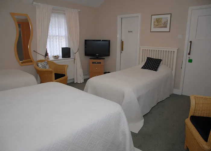 Bed & Breakfast Grove House 4*
