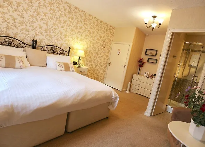 Bed & Breakfast Grove House 4*