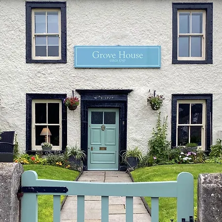 Couette-café Grove House 4*